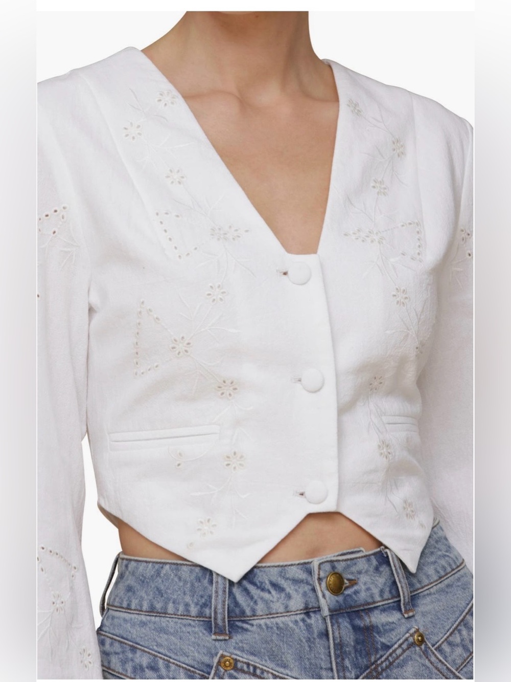 NWOT Avec Les Filles White Eyelet Embroidery Crop Cotton Shirt - Large - Picture 3 of 4
